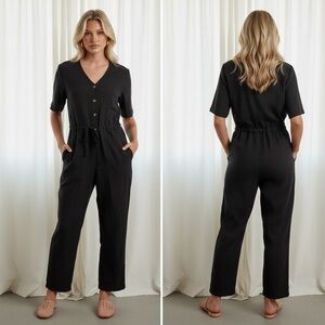 Whimsy and row jumpsuit black short sleeve size small 100% tencel